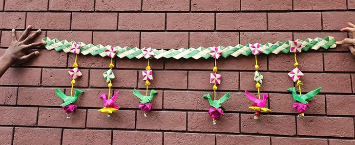 Handmade Palm Leaf Parrot Bandhanwar I Diwali Decoration I Single – Home Decor on Brown Living™. SKU: SNPB01. Img 4.