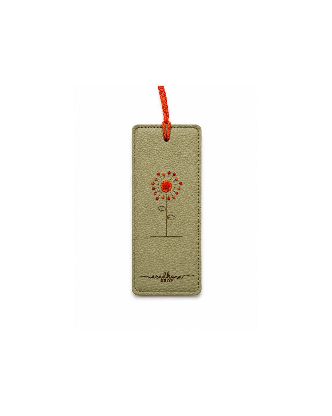 Handmade Sunflower Bookmark | Handcrafted Upcycled Bookmark – Bookmarks on Brown Living™. SKU: BO023B. Img 4.