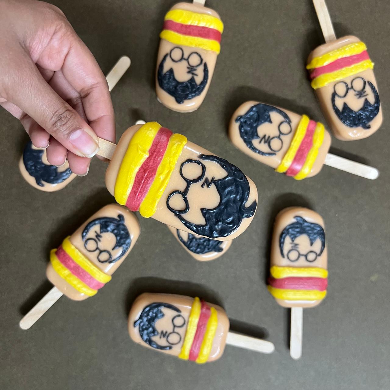 Harry Potter Popsicle Soap Combo - Wizarding Bath Gift Set – Body Soap on Brown Living™. SKU: SS-14. Img 2.