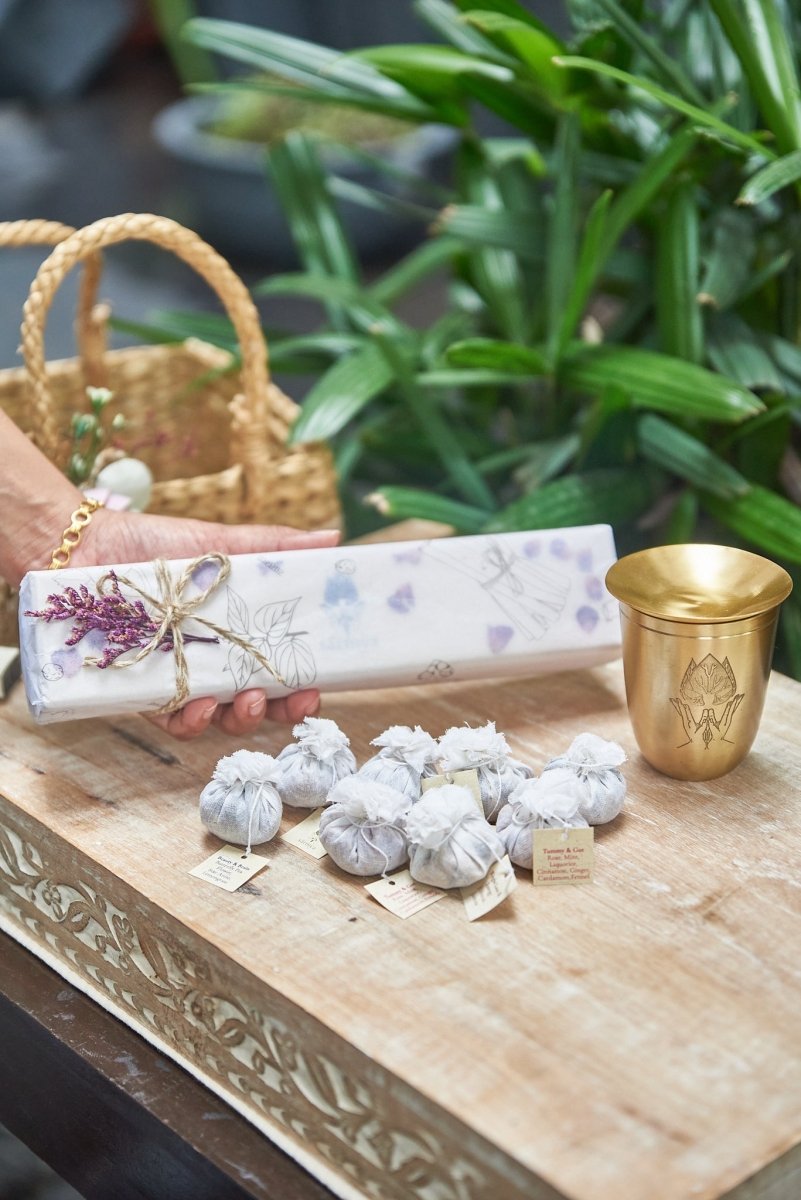 Herbal Tea Gift Box - Finest Selection Of Ayurvedic Teas – Gift Giving by Sātmya available on Brown Living™. . SKU: herba_24gms5487. Img 11.