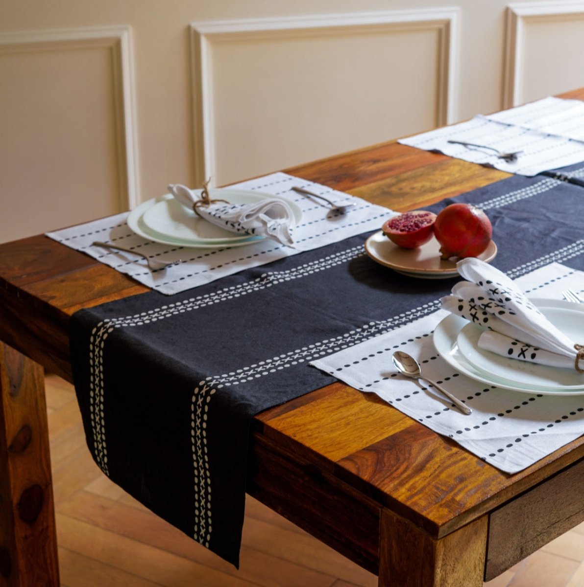 Himadri Hemp Fabric Premium Table Linen Set – Gift Giving by Pravaah India available on Brown Living™. 4 . SKU: PRA031_TLS_4. Img 4.