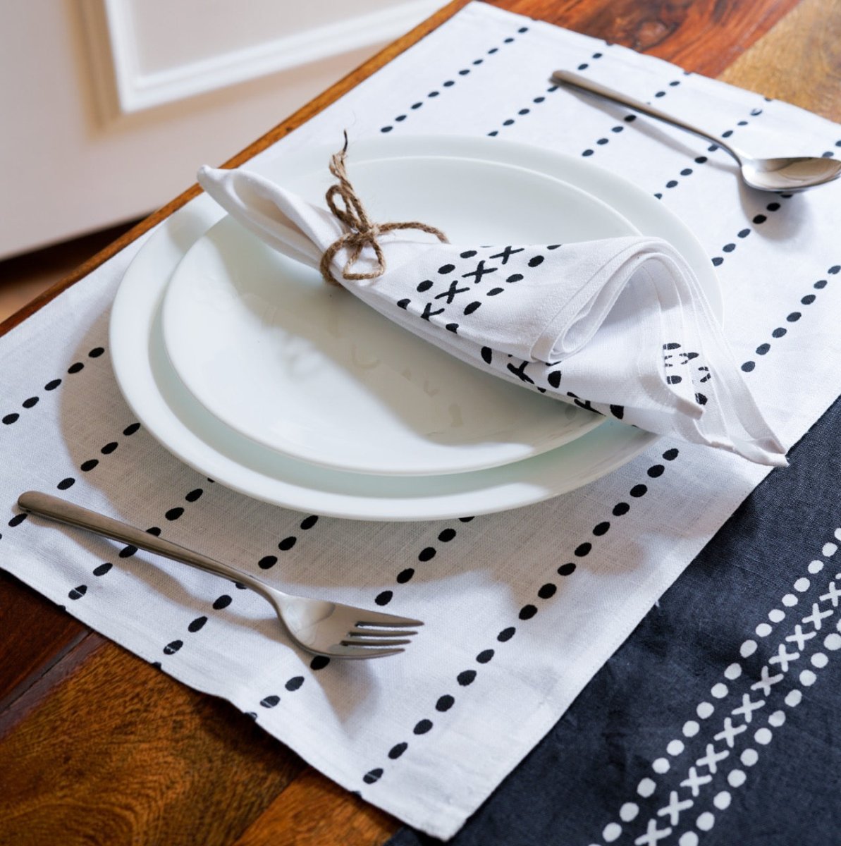 Himadri Hemp Fabric Premium Table Linen Set – Gift Giving by Pravaah India available on Brown Living™. 4 . SKU: PRA031_TLS_4. Img 3.