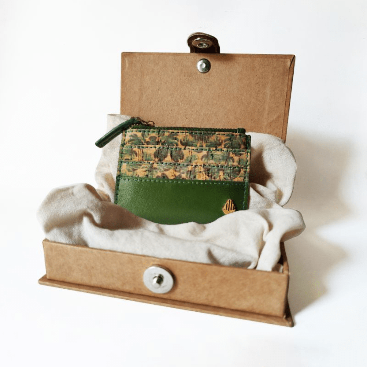 Iris Vegan Leather Cardholder (Green) – Mens Wallet on Brown Living™. SKU: CHGH8001. Img 5.