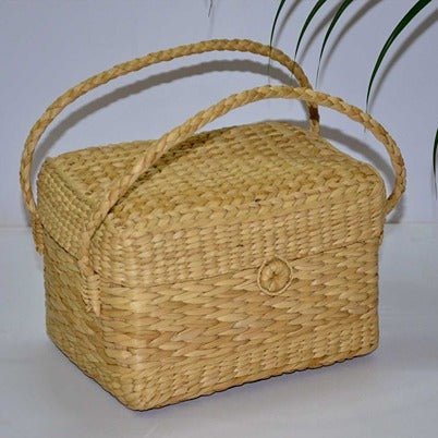 Kauna Lunch & Picnic Basket - Small Natural – Baskets & Boxes on Brown Living™. SKU: KASBAS010A. Img 1.