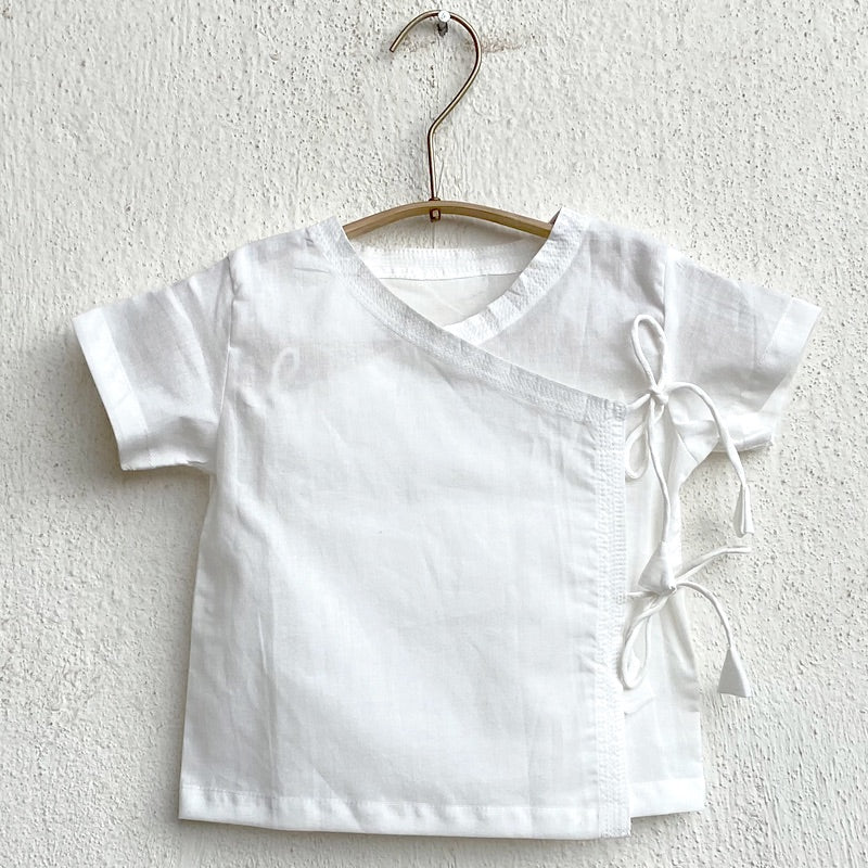 Kids Unisex Organic Cotton Essential White Angrakha Top and Blue Chambray Pants – Kids Daywear Sets on Brown Living™. SKU: WWE - WHTCHM - ANGPYJ - 03 - 0522. Img 2.