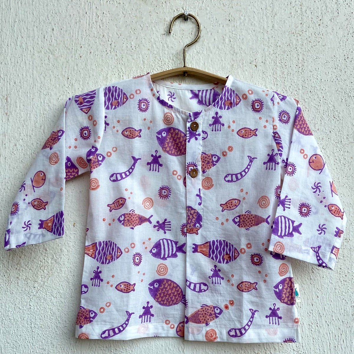 Kids Unisex Organic Cotton Koi Peach Print Kurta and Pants – Kids Daywear Sets on Brown Living™. SKU: KOI - PCH - KURPJ - 69 - 0422. Img 3.
