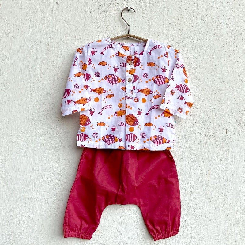 Kids Unisex Organic Cotton Koi Red Kurta and Matching Pants – Kids Daywear Sets on Brown Living™. SKU: KOI - RED - KURPJ - 69 - 0322. Img 1.