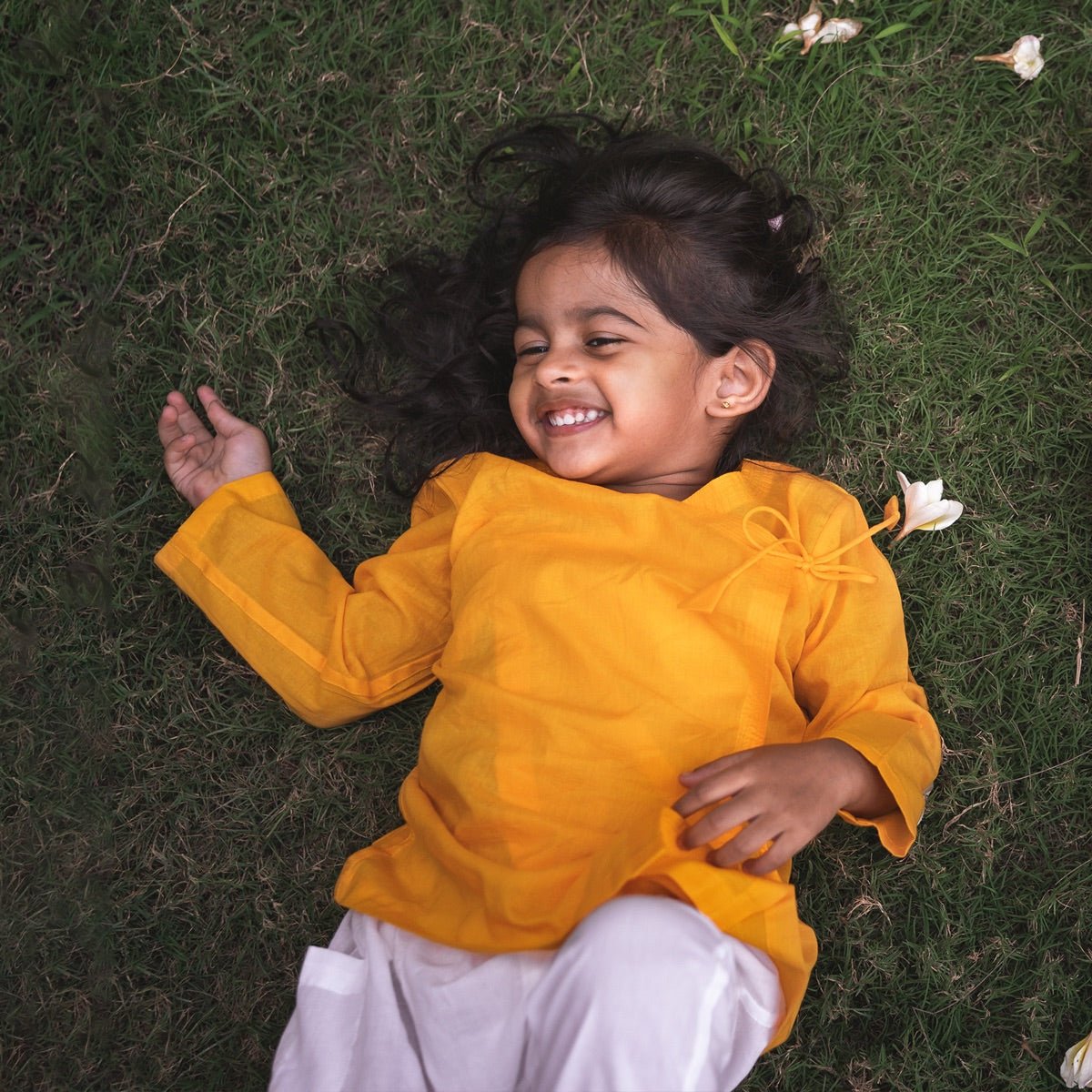 Kids Unisex Organic Cotton Yellow Angrakha and White Pants – Kids Ethnic Sets on Brown Living™. SKU: WWE - YLOWHT - ANGPJ - 03 - 0322. Img 4.