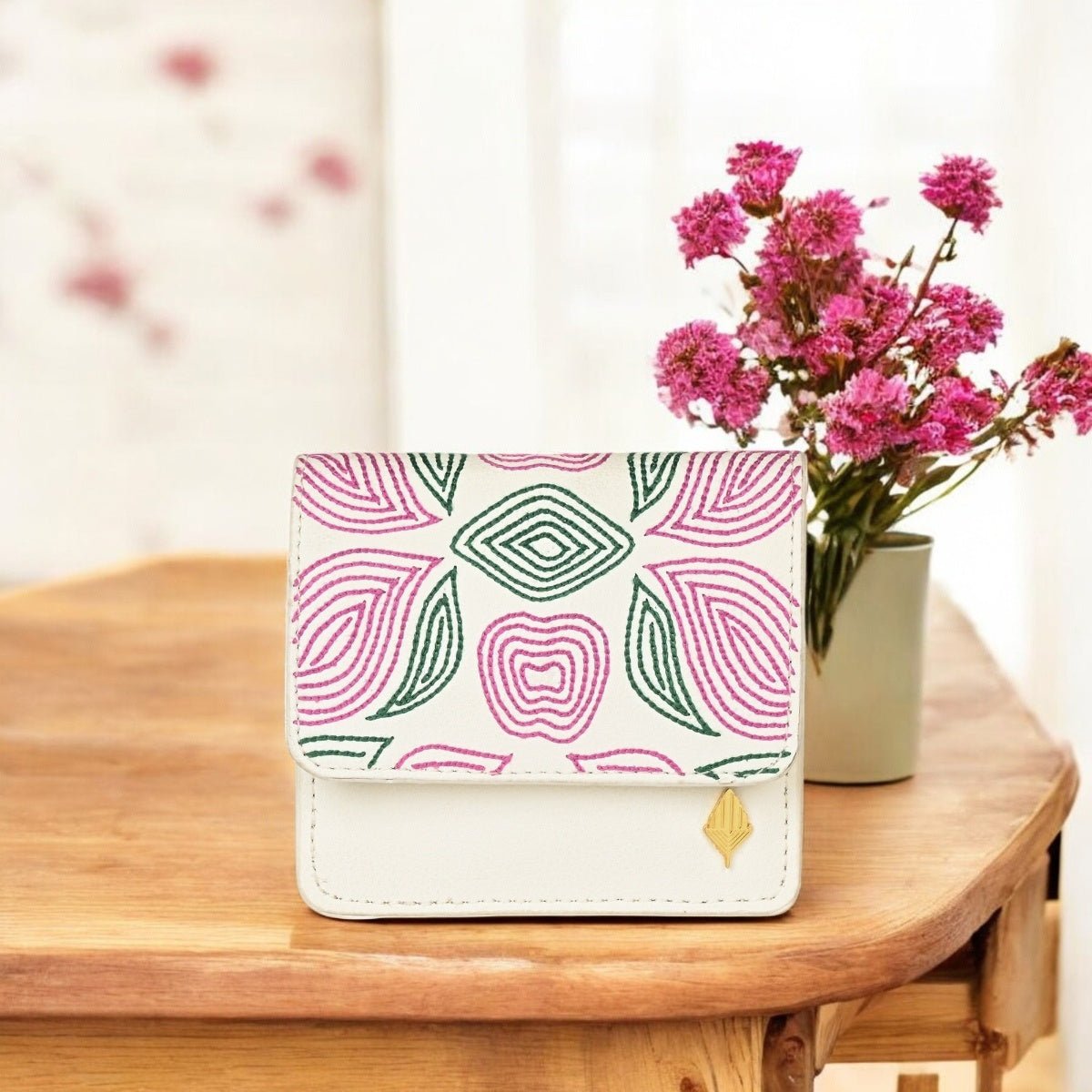 Lana - Cactus Leather Cardholder (White) – Card Sleeves on Brown Living™. SKU: CHGH8011. Img 8.