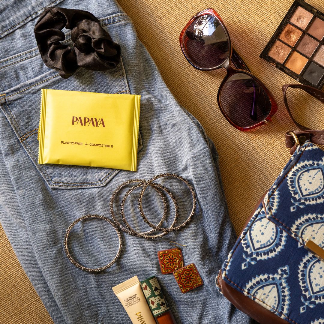 Light Flow Menstrual Pad Pack Of 18 | Soft & Comfortable – Sanitary Pad on Brown Living™. SKU: PPLF18. Img 8.