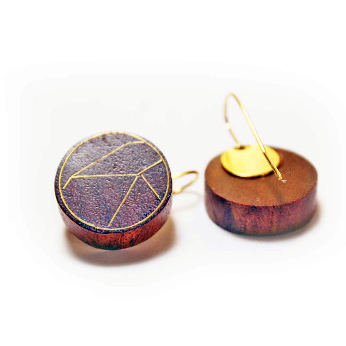 Lineae Taarkashi Wooden Earring - Brass Inlay Craft – Jewellery on Brown Living™. SKU: UATRWJ001. Img 5.