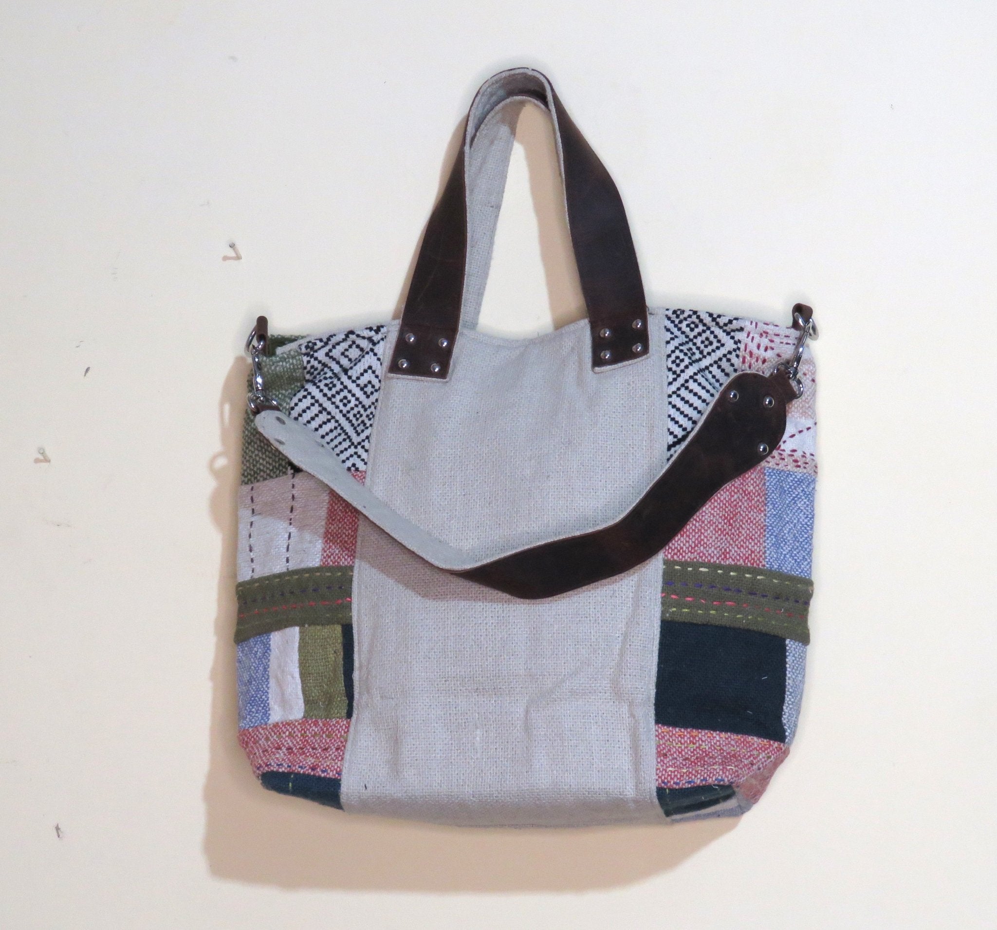 Linen Cotton Hobo Bag with Upcycled Details – Handbags on Brown Living™. SKU: KRBL03. Img 3.