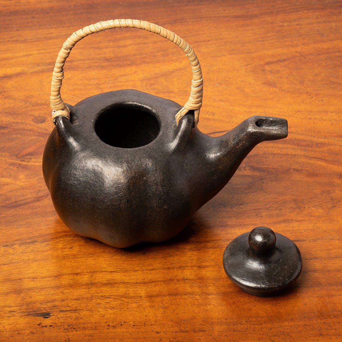Longpi Pumpkin Kettle With Cane Handle | 650ml – Kitchen Tools on Brown Living™. SKU: OCT-03. Img 4.