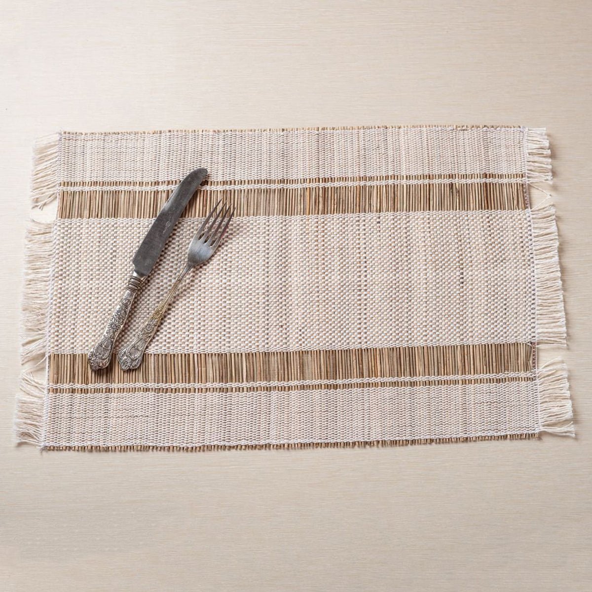 Madurkathi Table Mats – Handwoven Sustainable Dining Set – Table Linens on Brown Living™. SKU: MDTR1115BPNKS6. Img 15.