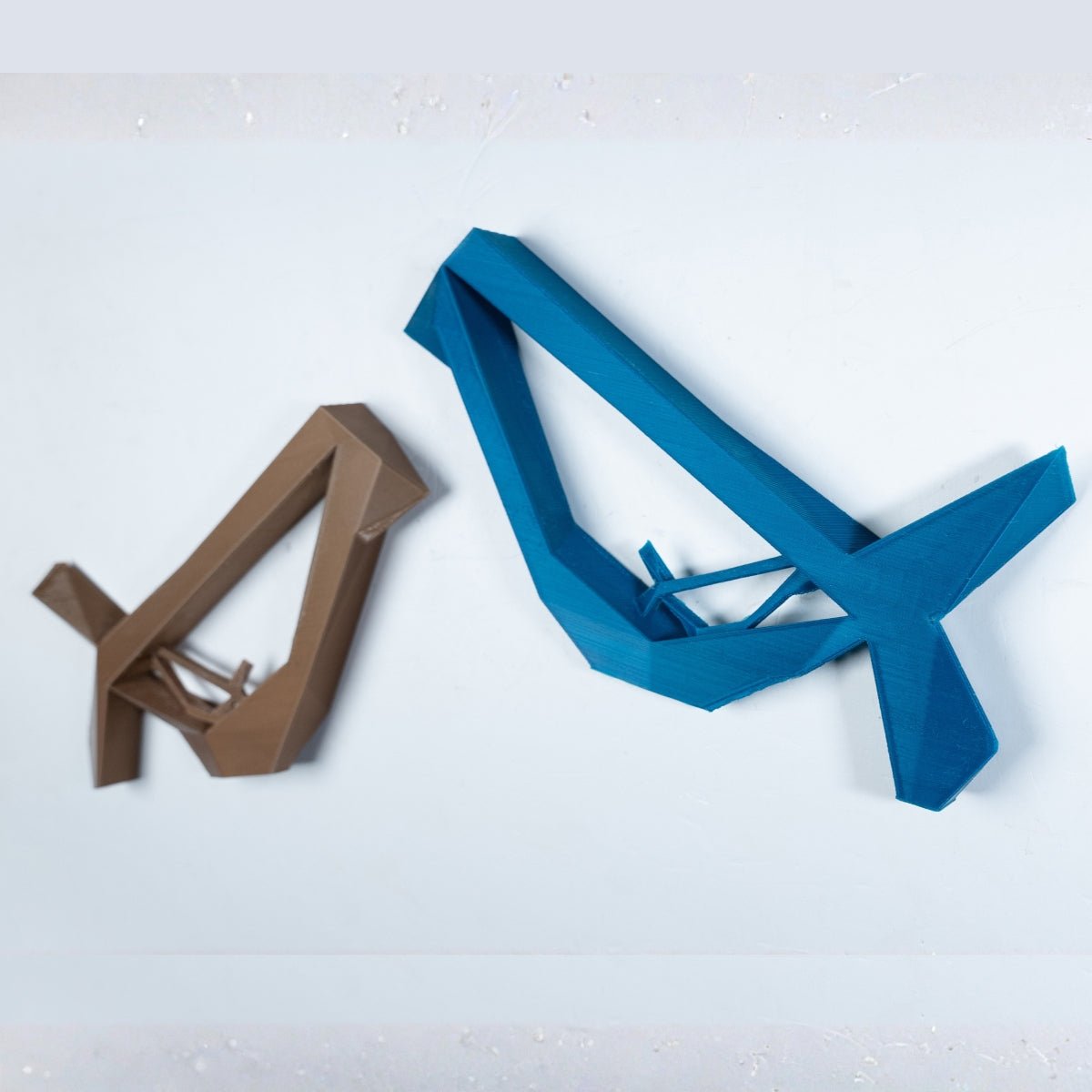 Mater Tales Plant - Based Bronze Wall Decor – Home Decor on Brown Living™. SKU: MATAEDPLTRA035. Img 4.