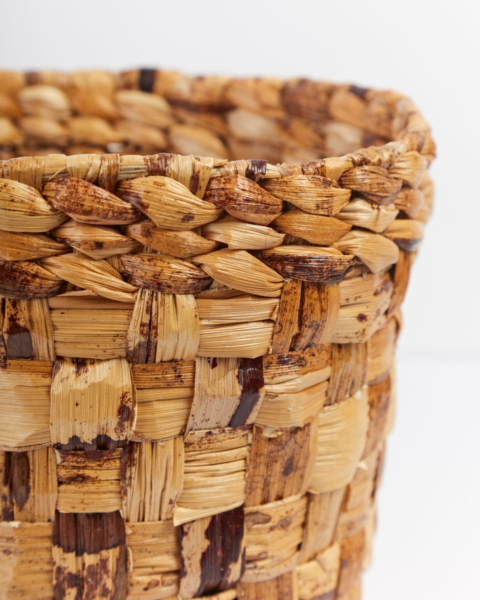 Meira - Multi-Utility Banana Fiber Basket – Baskets & Boxes on Brown Living™. SKU: S-010BL. Img 2.