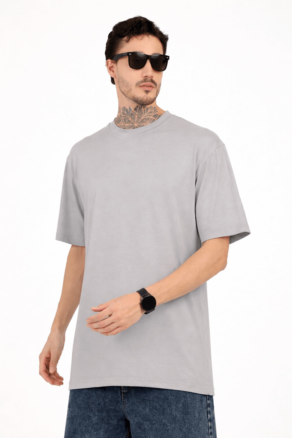 Men Oversized Plain Bamboo T-Shirt – Soft, Breathable & Sustainable – Mens T-Shirt on Brown Living™. SKU: M-PLAIN-OVERSIZ-GRAY-M. Img 12.