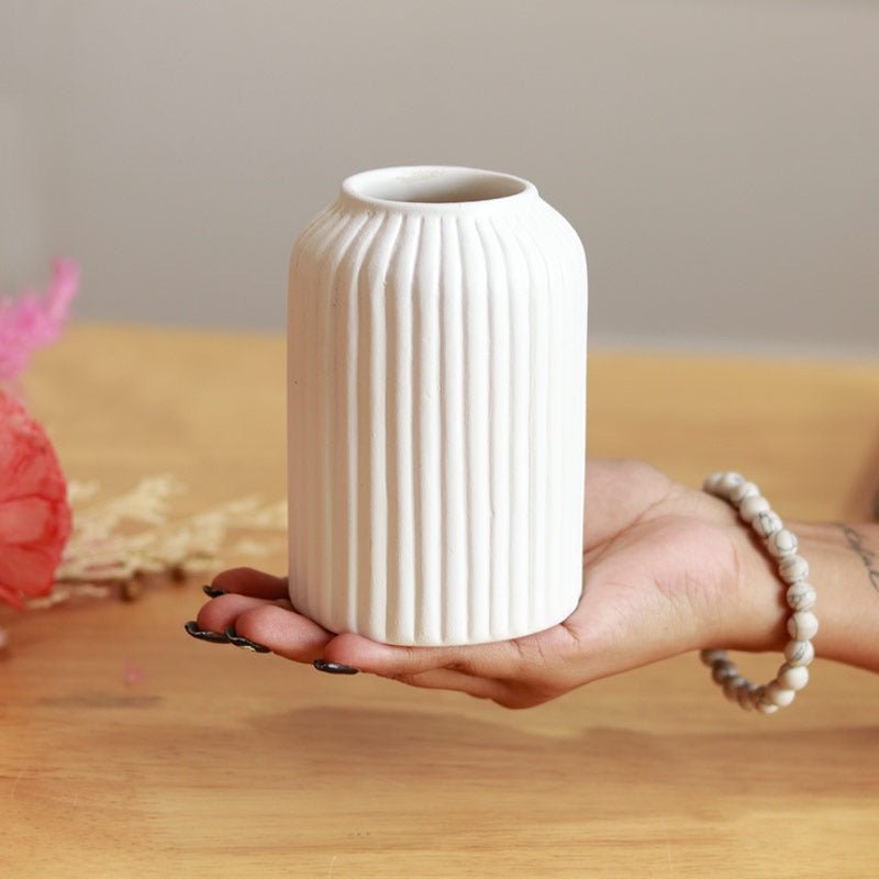 Mini Snow White Ceramic Vase with Dried Aroma Bunch – Vases on Brown Living™. SKU: 299. Img 3.