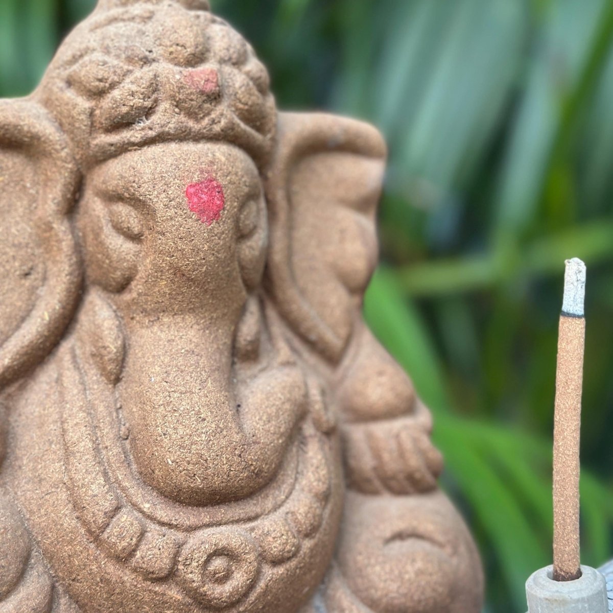 Mogra Incense Sticks – Natural Jasmine Aroma for Puja & Meditation – Pooja Needs by Gau Nirantar Pvt. Ltd. available on Brown Living™. . SKU: CD106. Img 2.