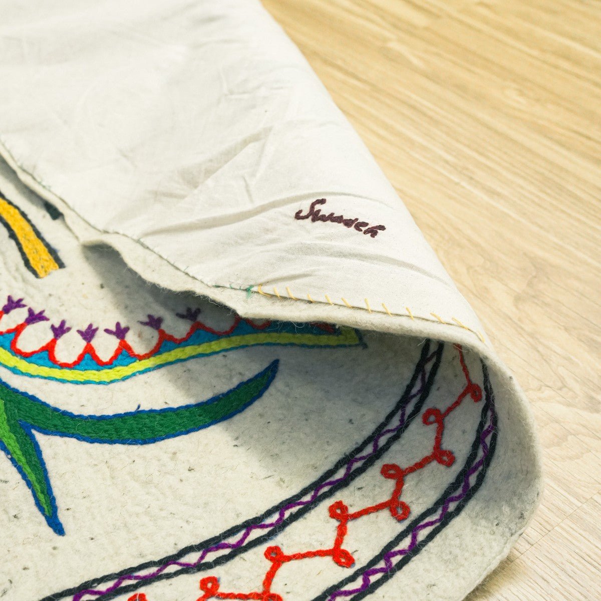Namda Round Rug | 4 inch – Mats & Rugs on Brown Living™. SKU: b0_rug_0189. Img 6.