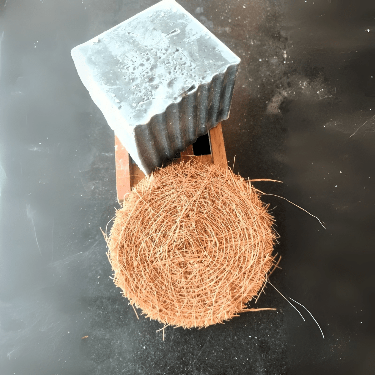 Natural Dish Wash Bar – Cleaning Products by Kamarkattu Ecostore available on Brown Living™. 250 g Block With Wooden Soap Dish. SKU: mdwball. Img 5.