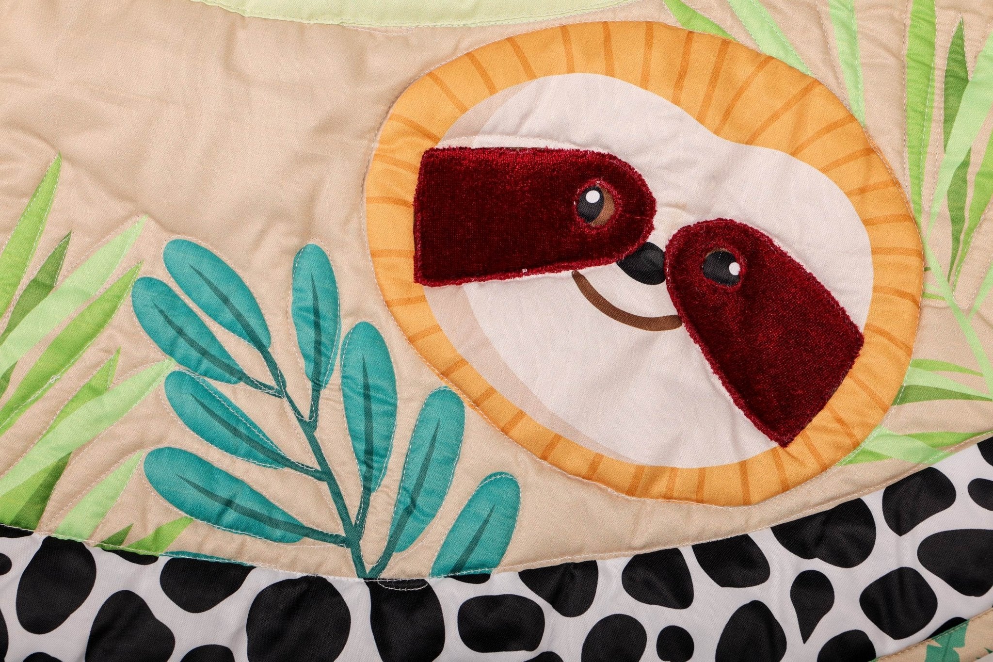 Newborn Sensory Round Playmat Jungle Theme Baby Play Mat – Play Mats on Brown Living™. SKU: NSPJUN. Img 2.