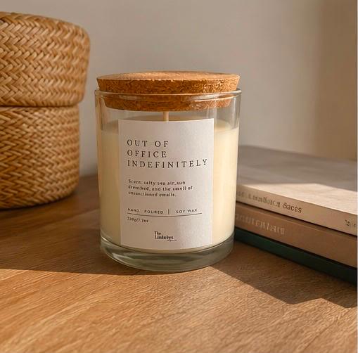 Ocean Breeze Glass Jar Candle with Lid | Fresh Scented Soy Wax Candle – Candles & Fragrances on Brown Living™. SKU: LUSH_0046. Img 1.