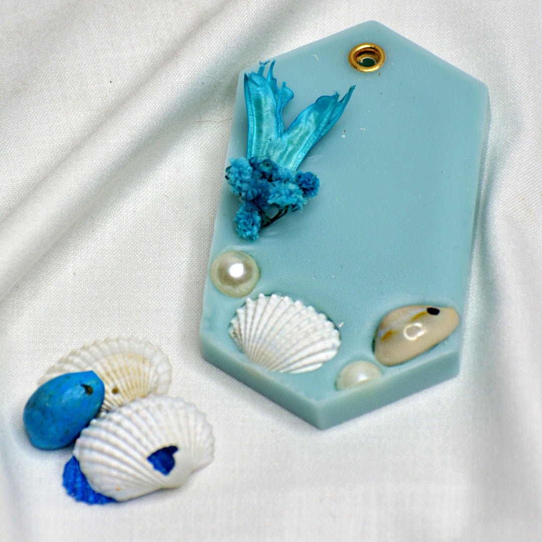 Ocean Breeze Hexa Sachet – Wax Sachets & Fragrance on Brown Living™. SKU: ANCA039_6. Img 1.