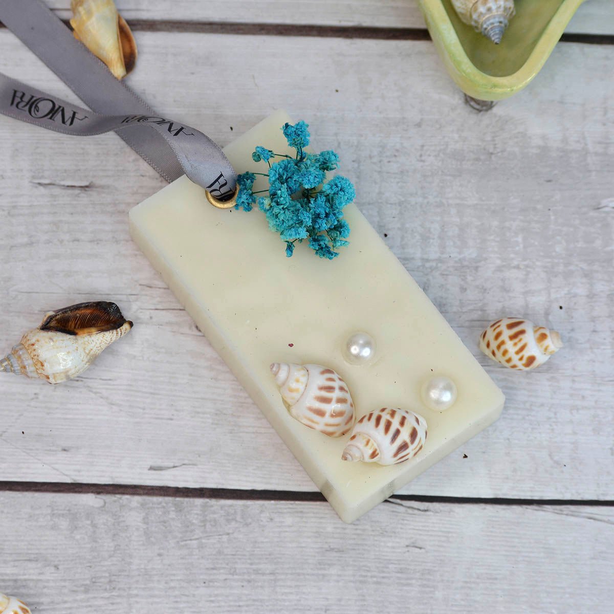 Rectangle Wax Sachet – Wax Sachets & Fragrance on Brown Living™. SKU: ANCA037_2. Img 1.