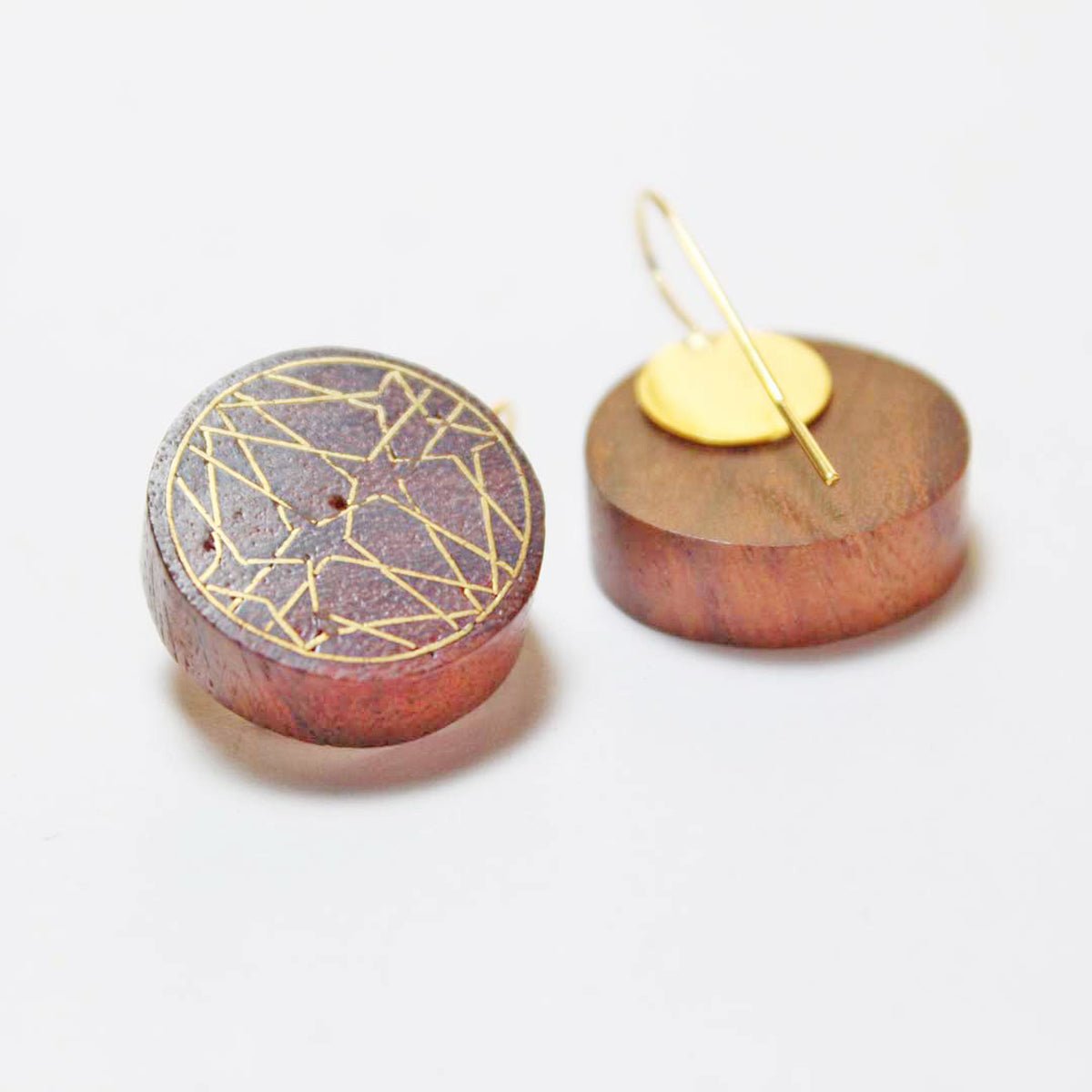 Oribus Taarkashi Wooden Earring - Brass Inlay Craft – Jewellery on Brown Living™. SKU: UATRWJ002. Img 6.