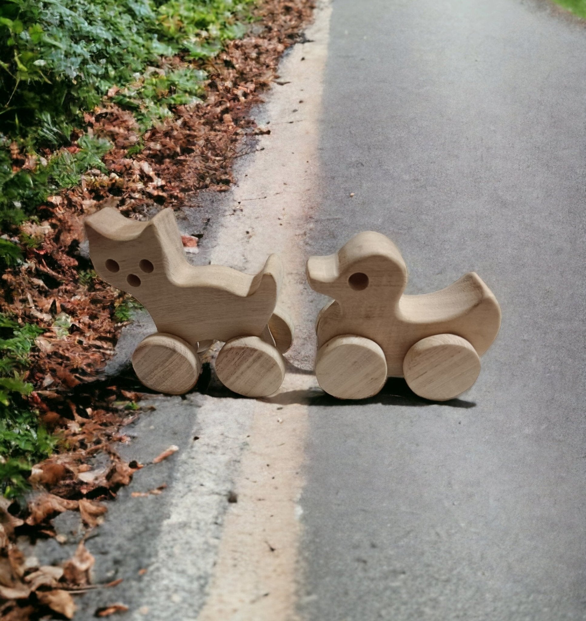 Pack Of 2 Cute Wheel Toys – Cat & Duck Toys For Toddlers – Toy Trains & Vehicles on Brown Living™. SKU: W_CT-DK. Img 2.