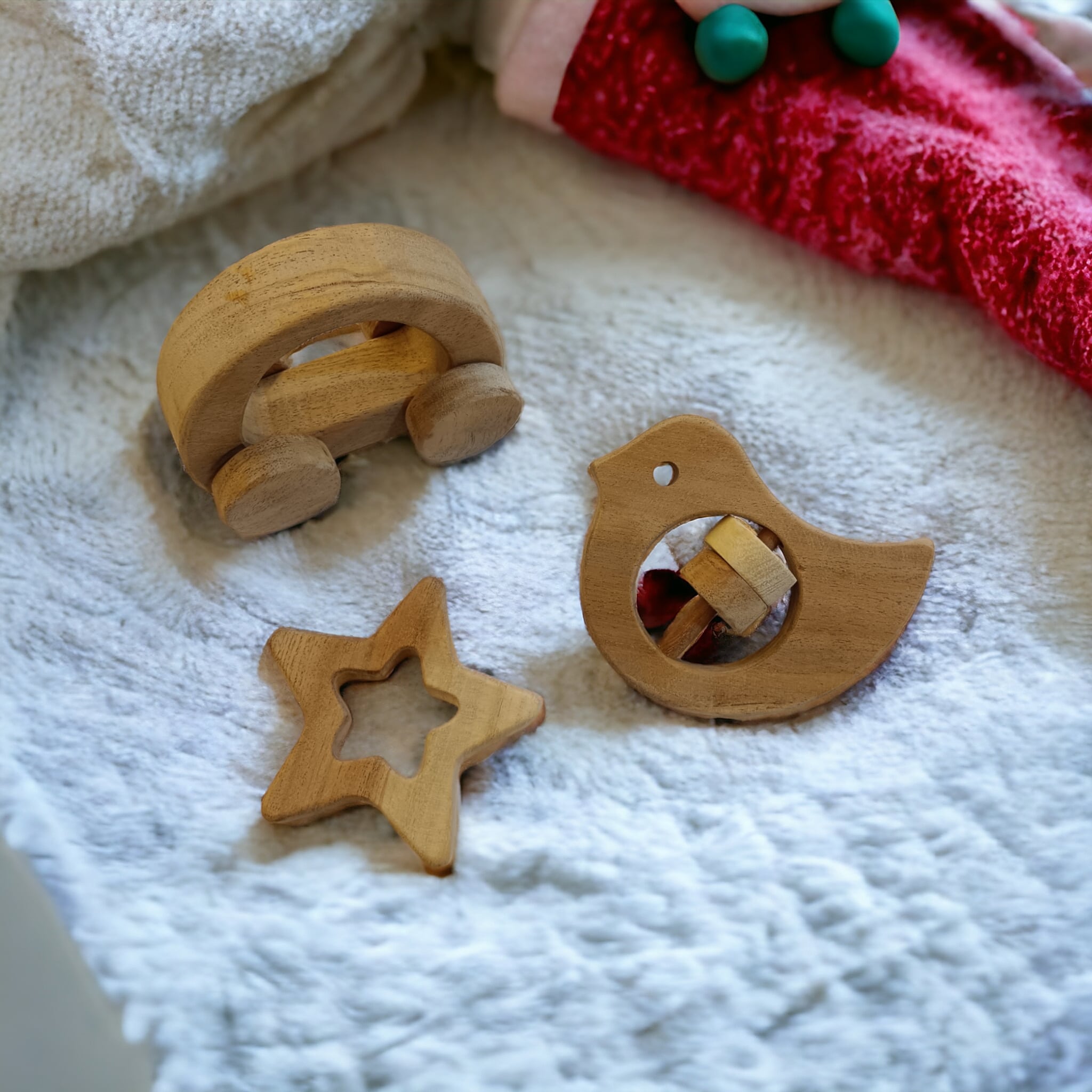 Pack Of 3 Neem Wooden Wheel Toy, Rattle & Teether For Babies – Wooden Toys on Brown Living™. SKU: WRT_HCR-DV-STR. Img 3.