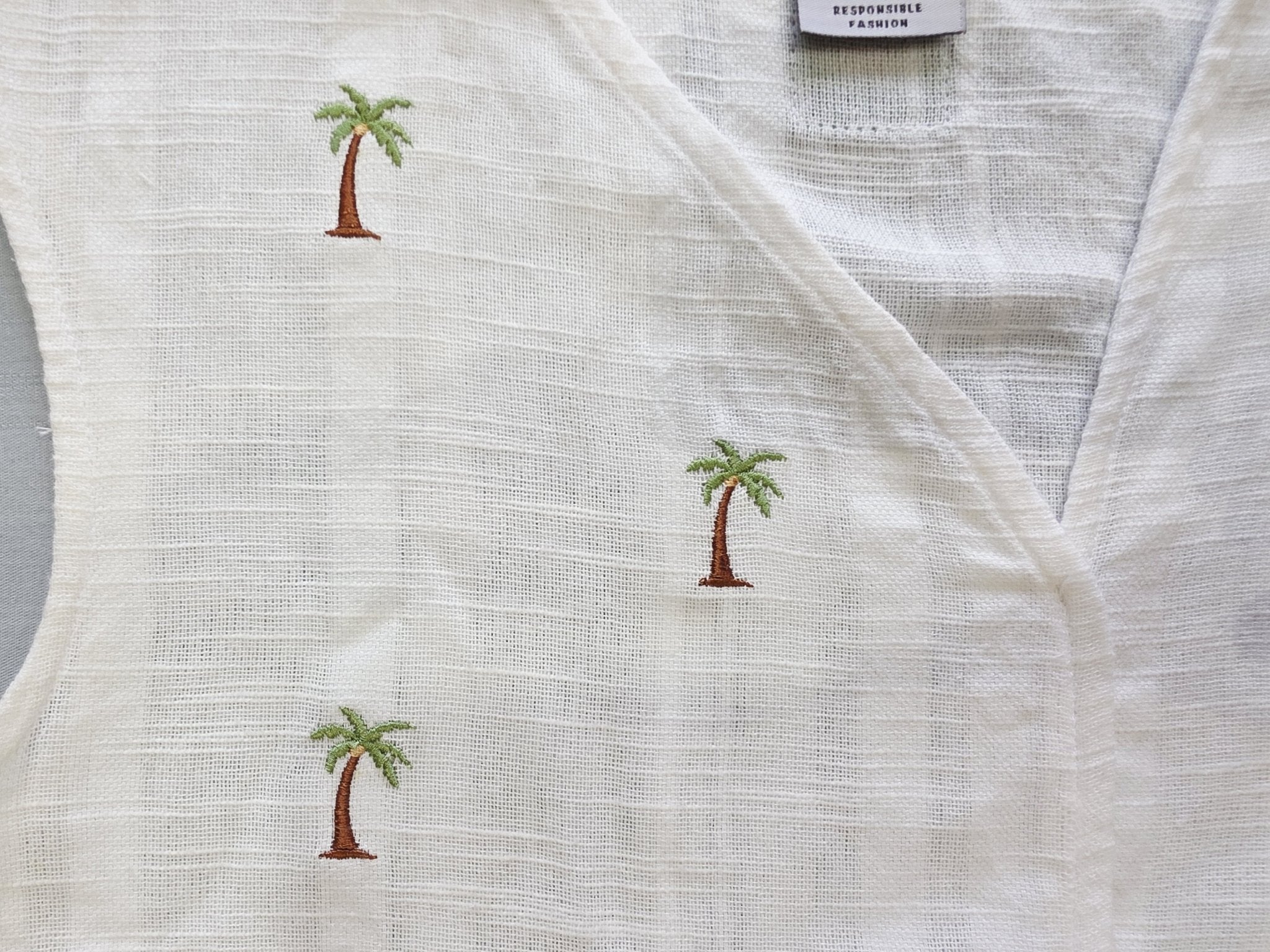 Palm Tree Hemp Crop Top - Super Cute & Breathable – Womens Top on Brown Living™. SKU: HPTTL. Img 5.