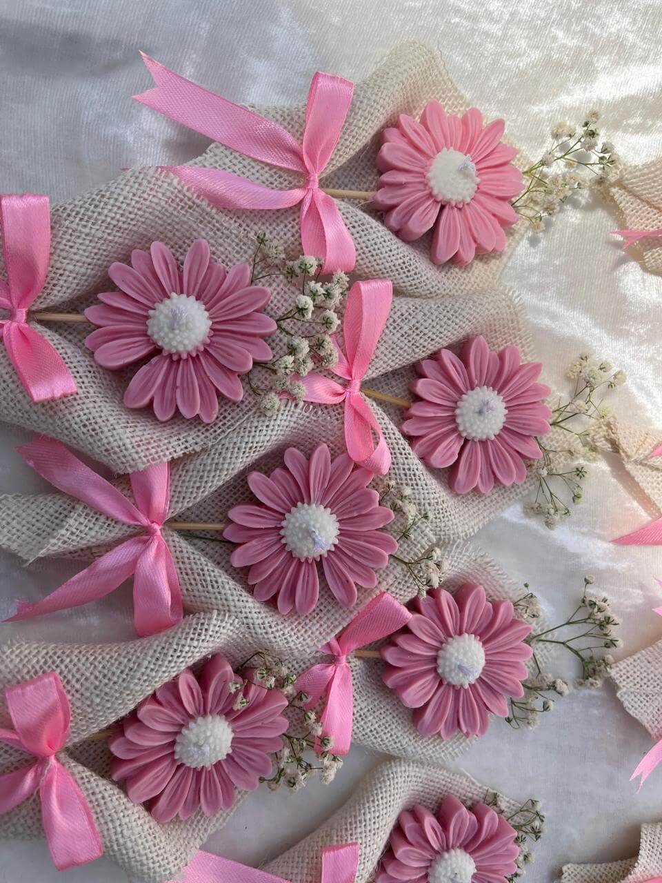 Pink Daisy Bouquet Candle Set Of 4 |Handcrafted Floral Wax Gift Candle – Candles & Fragrances on Brown Living™. SKU: LUSH_0024. Img 2.