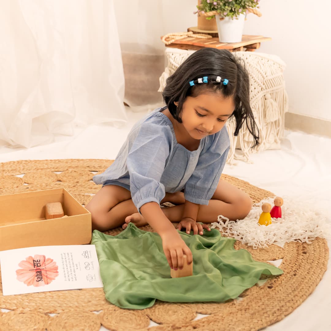 Playsilk Toys For Open - Ended Play For Infants, Toddlers & Preschoolers – Role & Pretend Play Toys on Brown Living™. SKU: SPS-01. Img 4.
