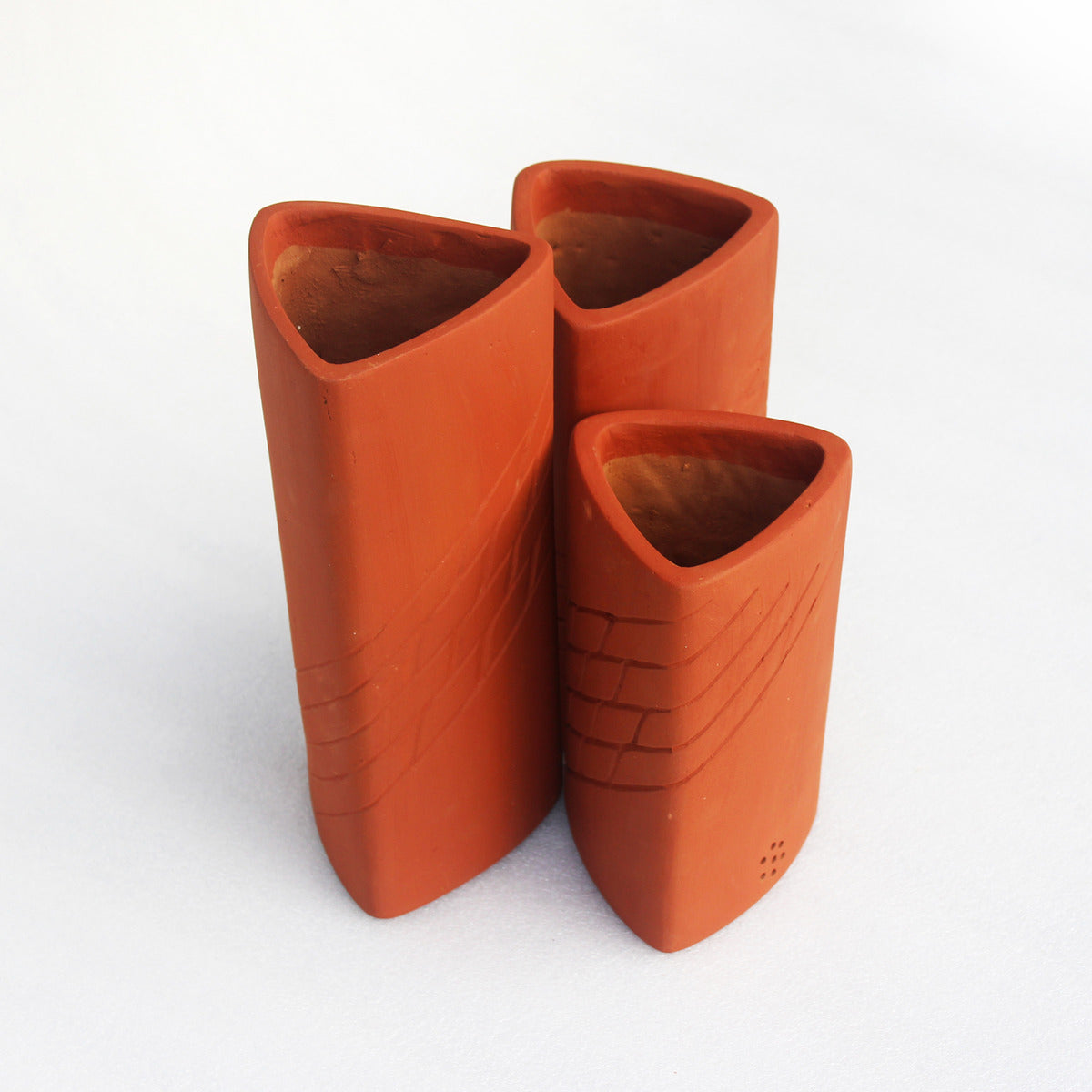Trigo Terracotta Planters Set of 3 (Large,Medium,Small) – Pots & Planters on Brown Living™. SKU: PLT - TRG. Img 5.