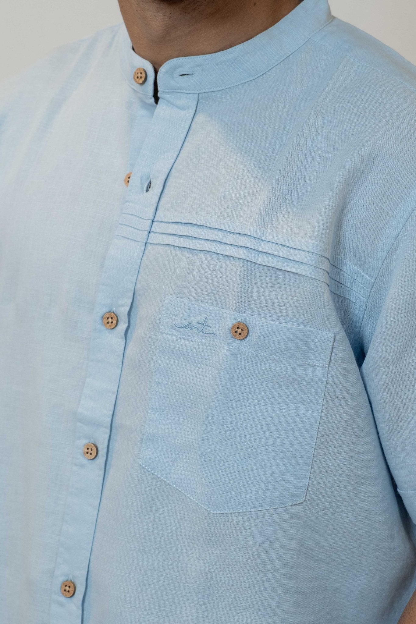 Premium Blue Crest Linen Cotton Classic Shirt For Men – Men Shirt on Brown Living™. SKU: ANTLCCFLBCS. Img 3.