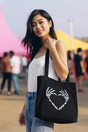 Black offers bag