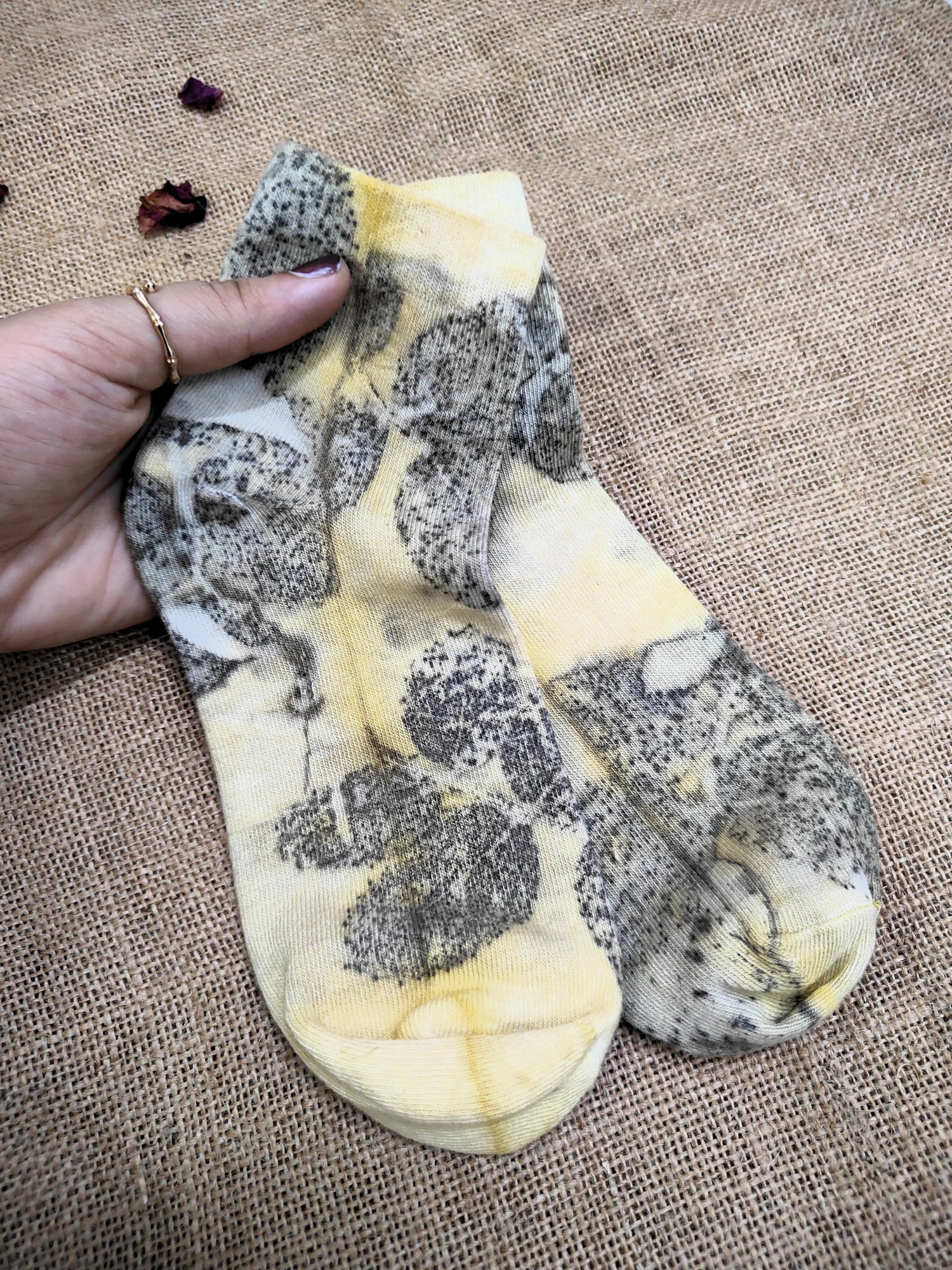 Pure Cotton Socks | Naturally Dyed with Marigold & Rose Petals – Womens Socks on Brown Living™. SKU: PC-SOCKS-01. Img 2.