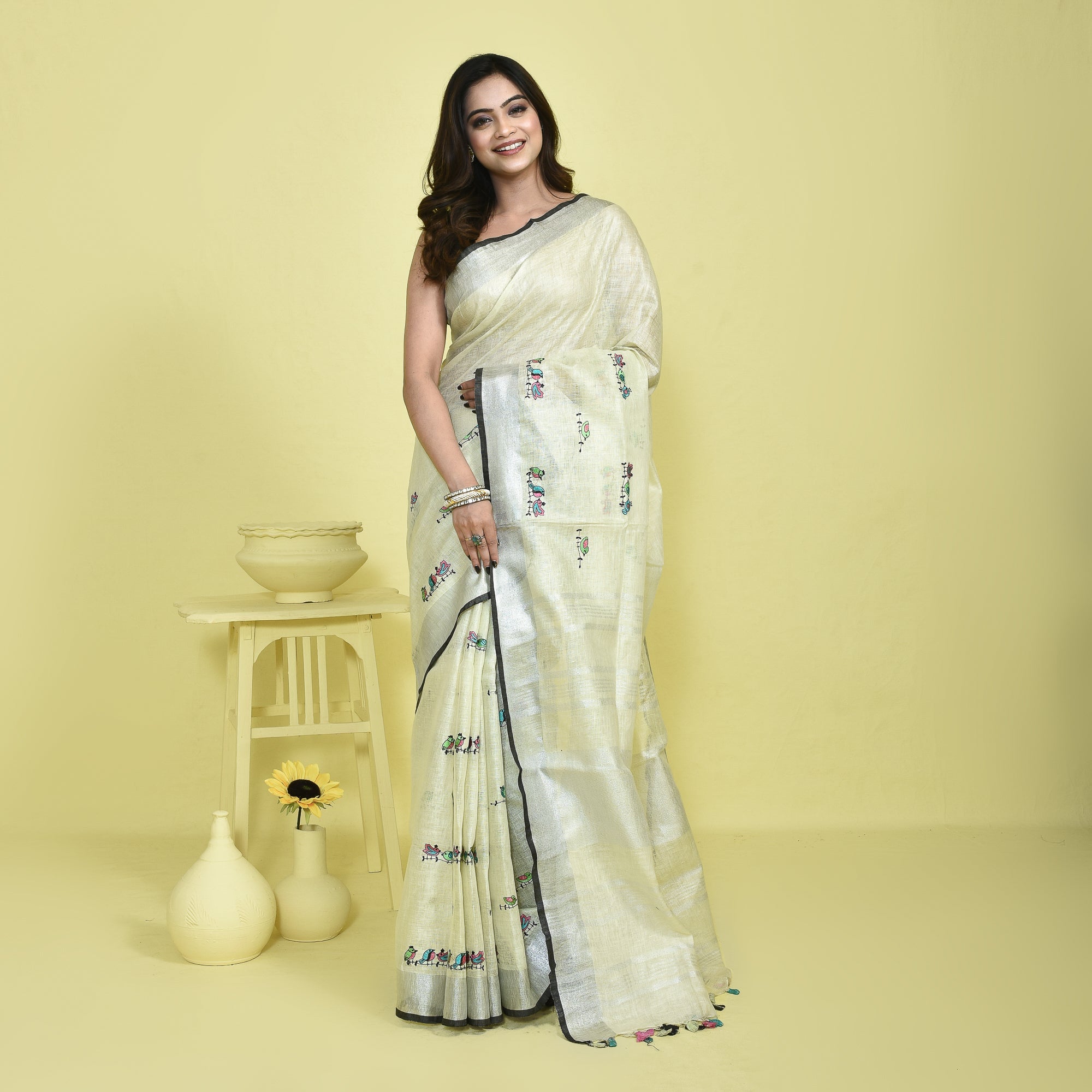 Pure Linen Saree with Metallic Border | Elegant Lightweight Linen Sare – Womens Saree on Brown Living™. SKU: ST-LIN-SAR-CREAM-02. Img 2.