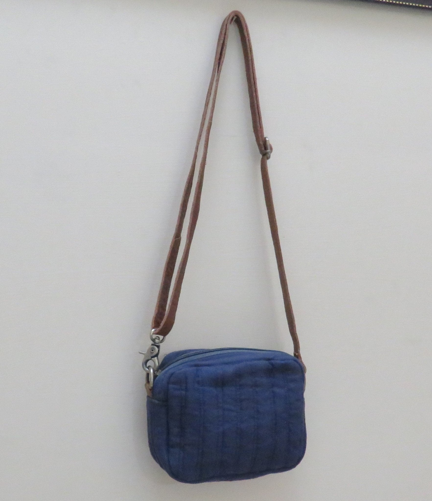 Quilted Indigo Linen Sling Bag | Lightweight Handmade Crossbody Bag – Sling Bag on Brown Living™. SKU: KRBL06. Img 3.