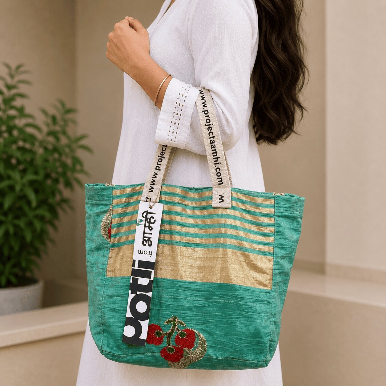 Reusable Tiffin Bag Upcycled Lunch Carry Bag – Bags on Brown Living™. SKU: TiffinPattern1. Img 47.