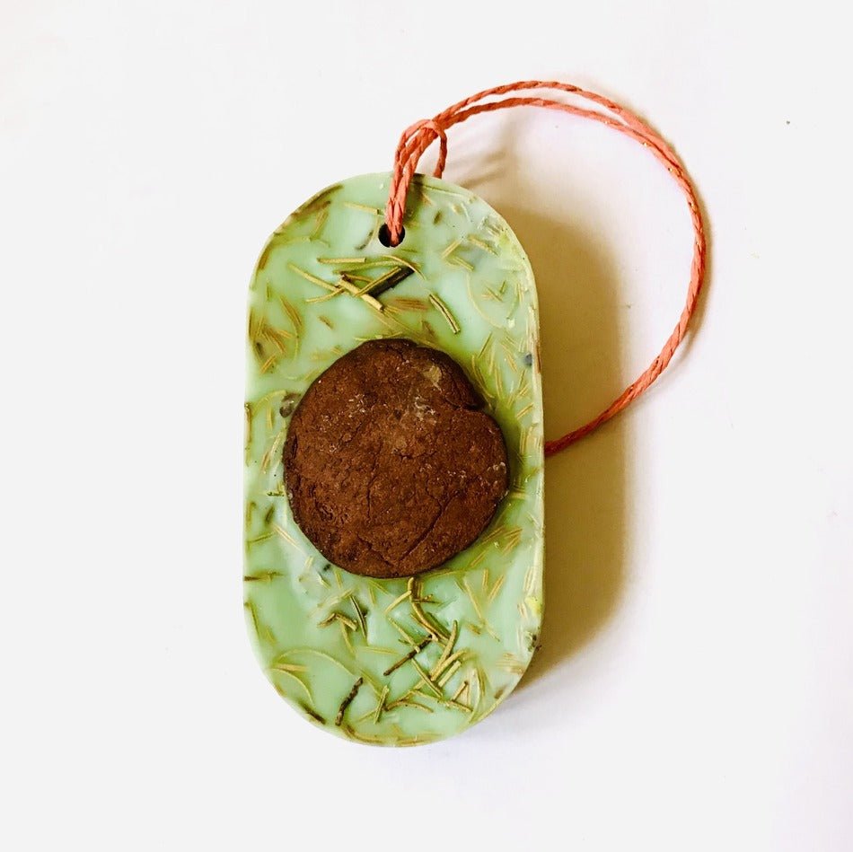 Reusable Wardrobe Freshener Textured Wax Tablet - Pack of 1 – Candles & Fragrances on Brown Living™. SKU: RCFWXWTTXRM1. Img 15.