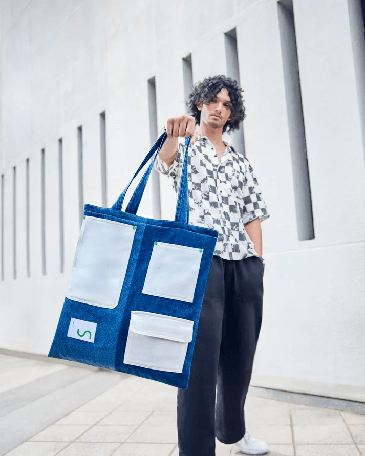 Reversible Multi-Pocket Cotton Denim Tote Bag Tote Bag – Brown