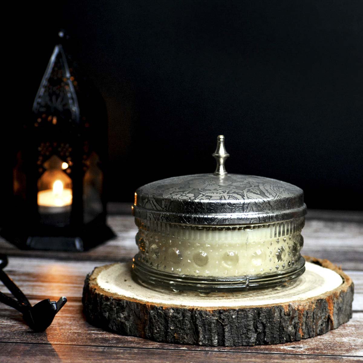 Lavender Glass Pot Soy Wax Candle with Metal Lid – Candles & Fragrances on Brown Living™. SKU: ANCA017. Img 3.