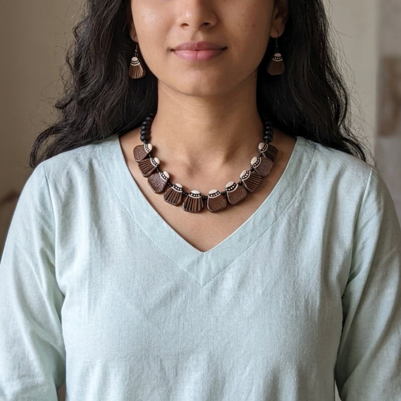 Rustic Brown Statement Terracotta Necklace Set With Earrings – Womens Necklaces on Brown Living™. SKU: KOTT-T013. Img 1.