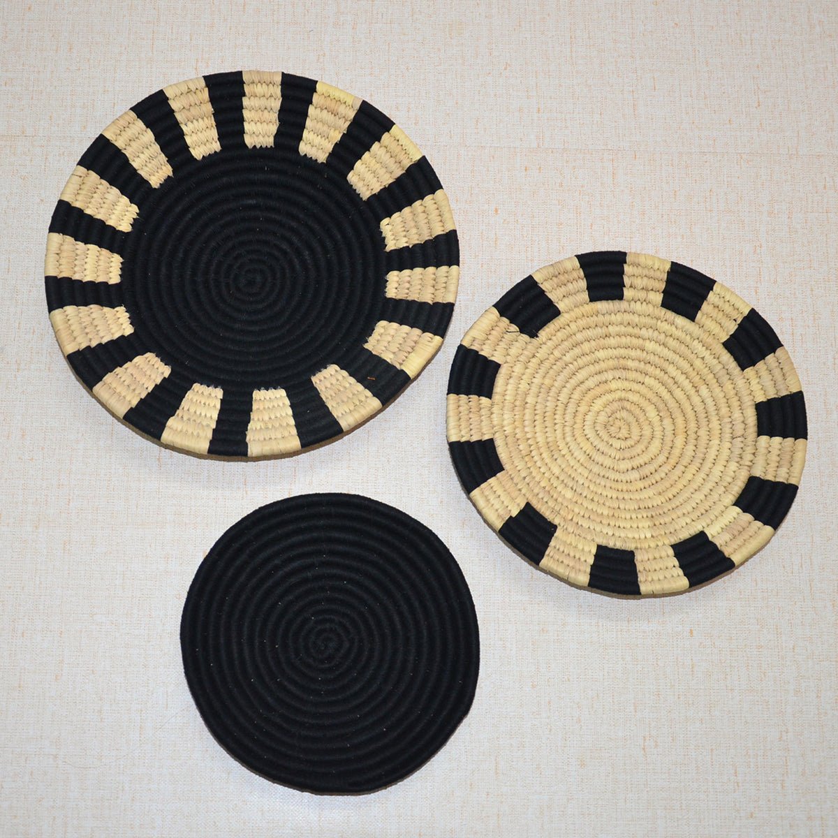 Sabai Wall Baskets – Home Decor by DHARINI available on Brown Living™. Black Natural . SKU: SBWBAS024D. Img 7.
