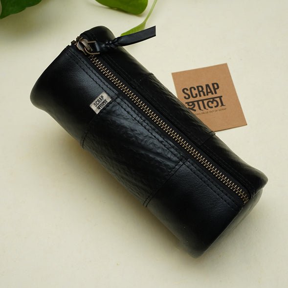 Safar Zip Pouch | Upcycled Multipurpose Water - proof – Travel Accessories on Brown Living™. SKU: SSS071. Img 5.