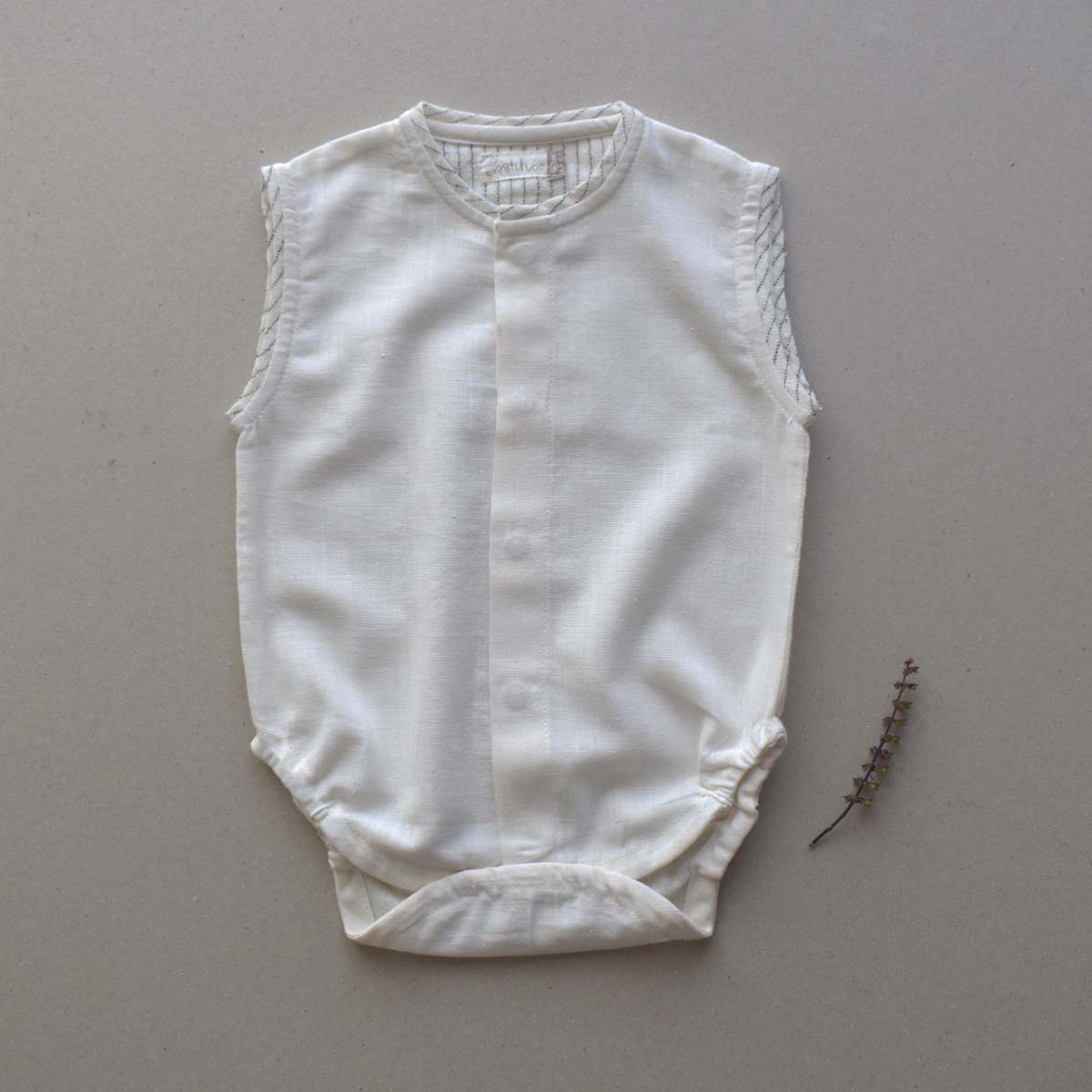 Shiroi Baby Onesie – Kids Onesies on Brown Living™. SKU: C1O00NO13NB. Img 3.