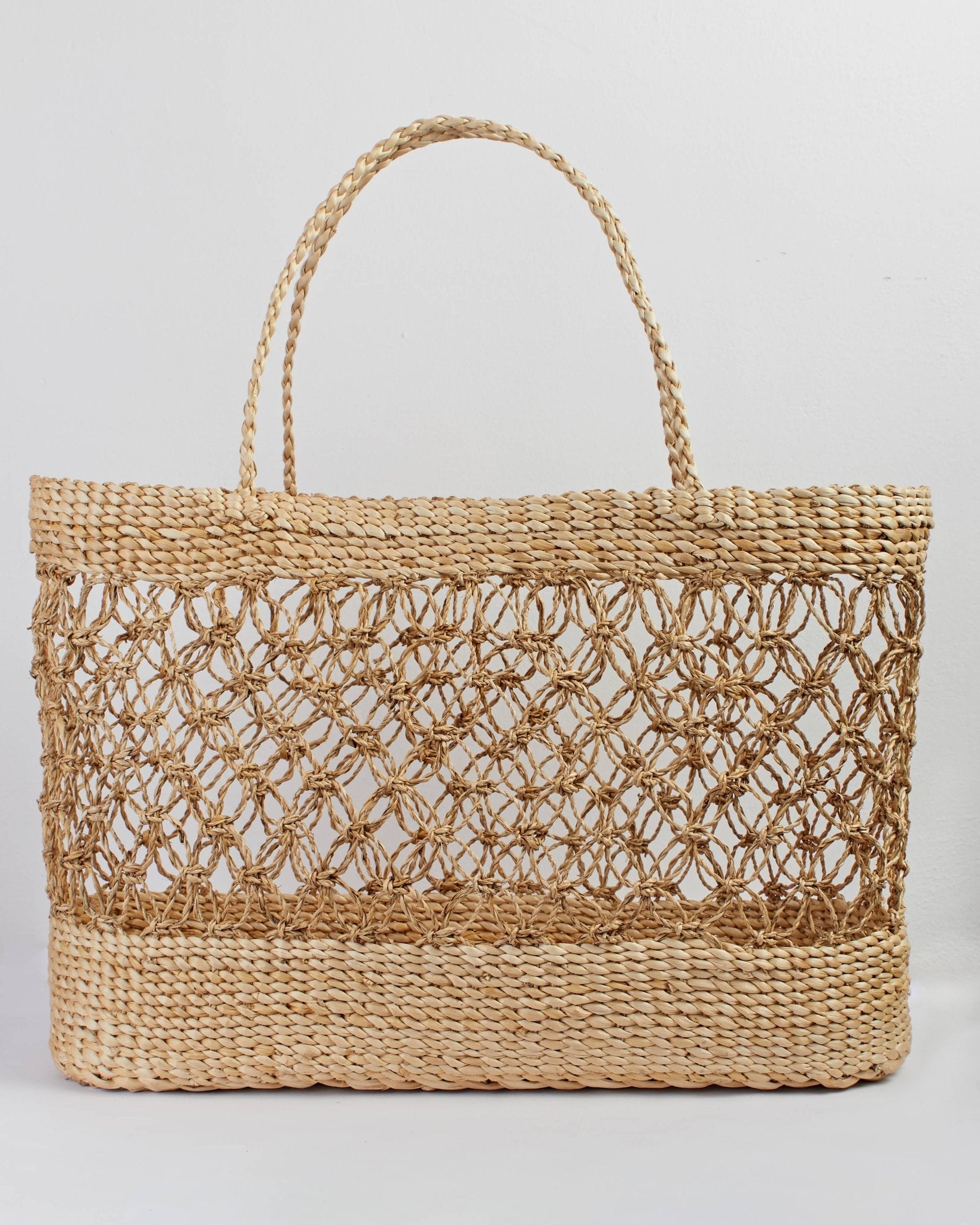 Sian Banana Fiber Beach Tote Bag | Handwoven Eco-Friendly Tote – Handbags on Brown Living™. SKU: S-026. Img 1.